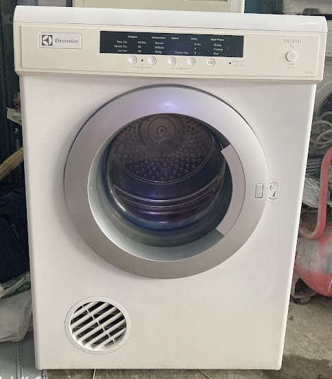 Thu mua máy sấy quần áo cu
